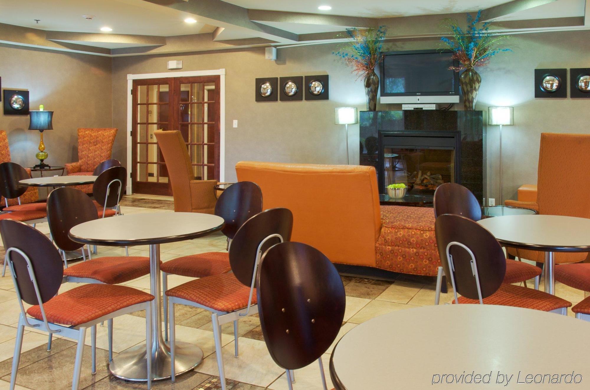 Holiday Inn Express & Suites Alexandria, An Ihg Hotel Restaurante foto